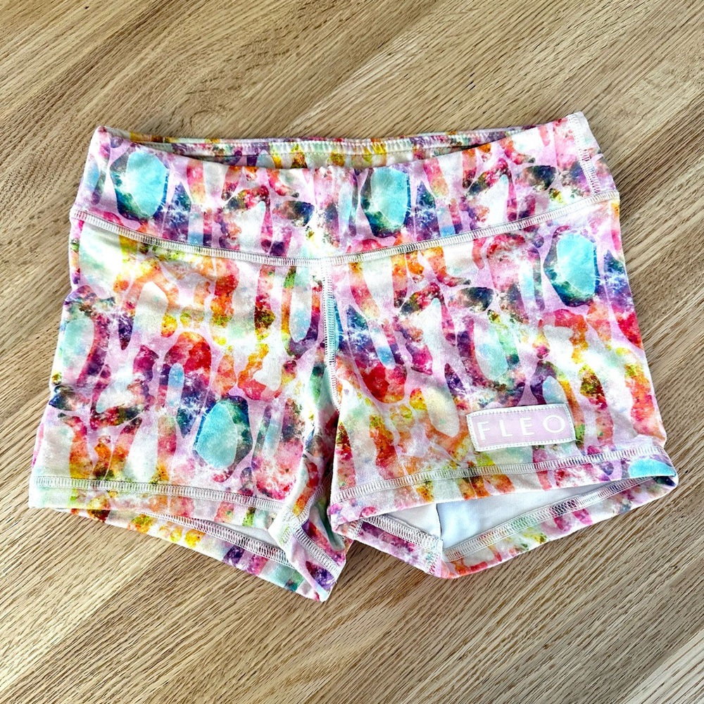 FLEO - women’s shorts - power high rise - XS